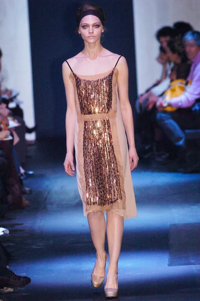 Look 19